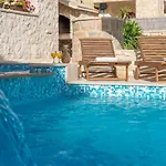 Kirsten With Heated Pool, Jacuzzi And Sauna - By Ta Leut Agency Villa Privlaka (Zadar)